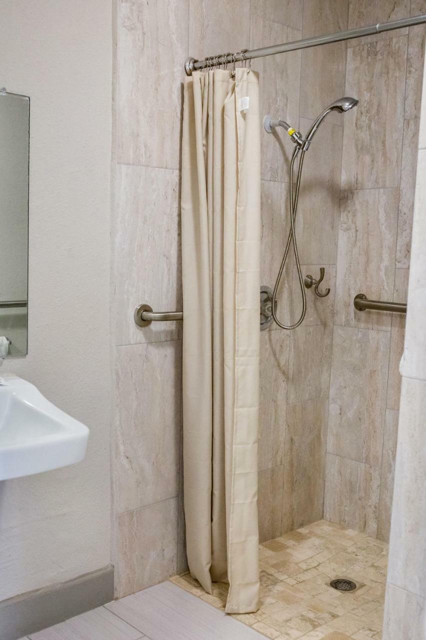 بومونت Merit Inn And Suites المظهر الخارجي الصورة