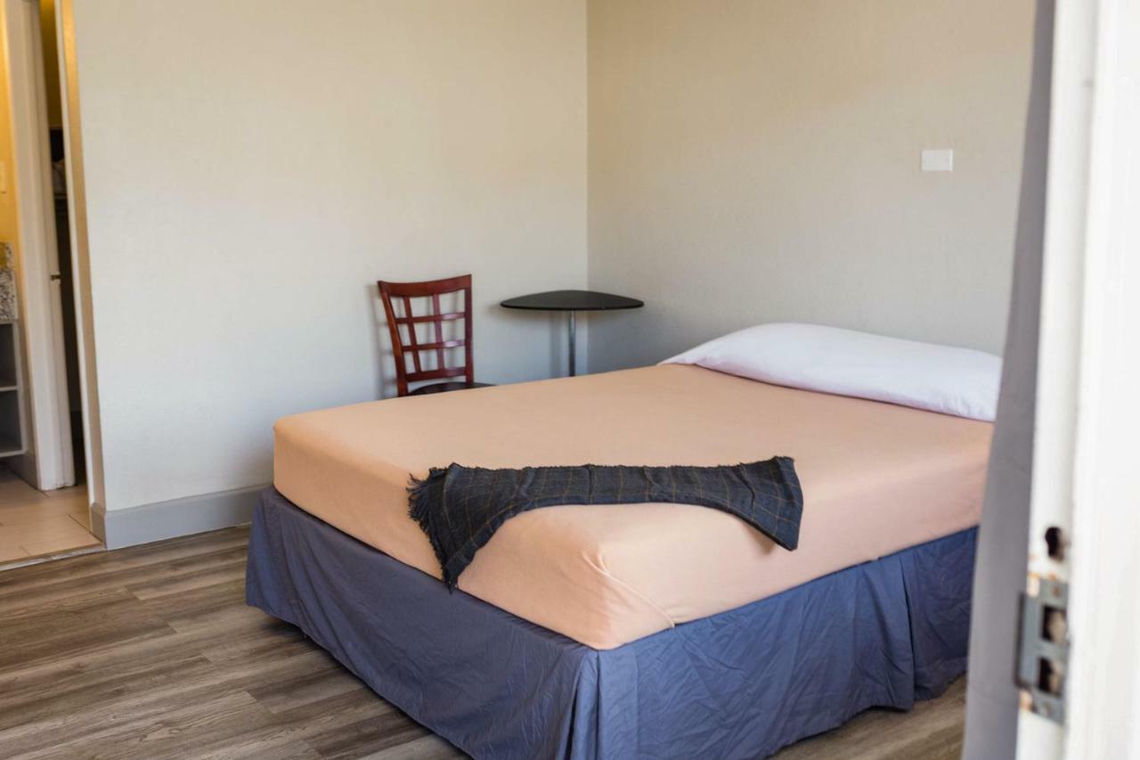 بومونت Merit Inn And Suites المظهر الخارجي الصورة