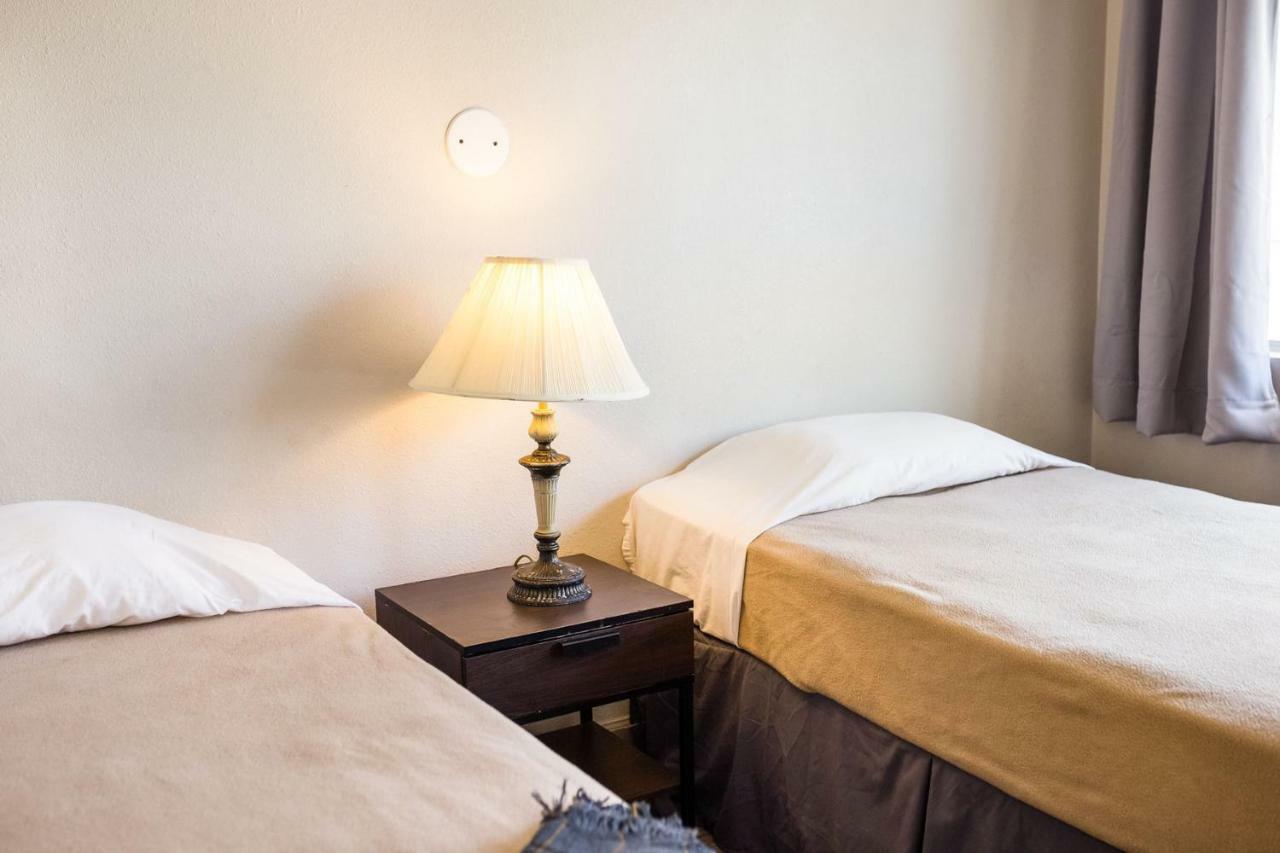 بومونت Merit Inn And Suites المظهر الخارجي الصورة
